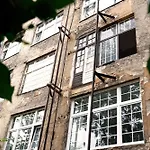 Urban Loft In Vibrant Kreuzkoelln