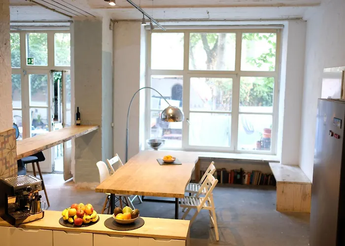 Urban Loft In Vibrant Kreuzkoelln
